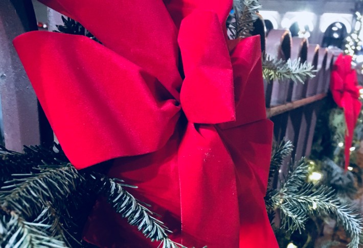 30481C49-DA8F-452E-A43C-9241D49217F7